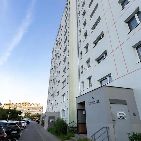 Appartamento Glowna Spacious By Bookinghost Gdynia