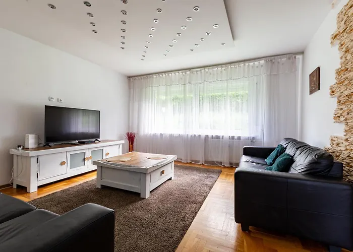 Glowna Spacious By Bookinghost Appartamento