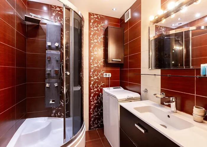 Appartamento Glowna Spacious By Bookinghost